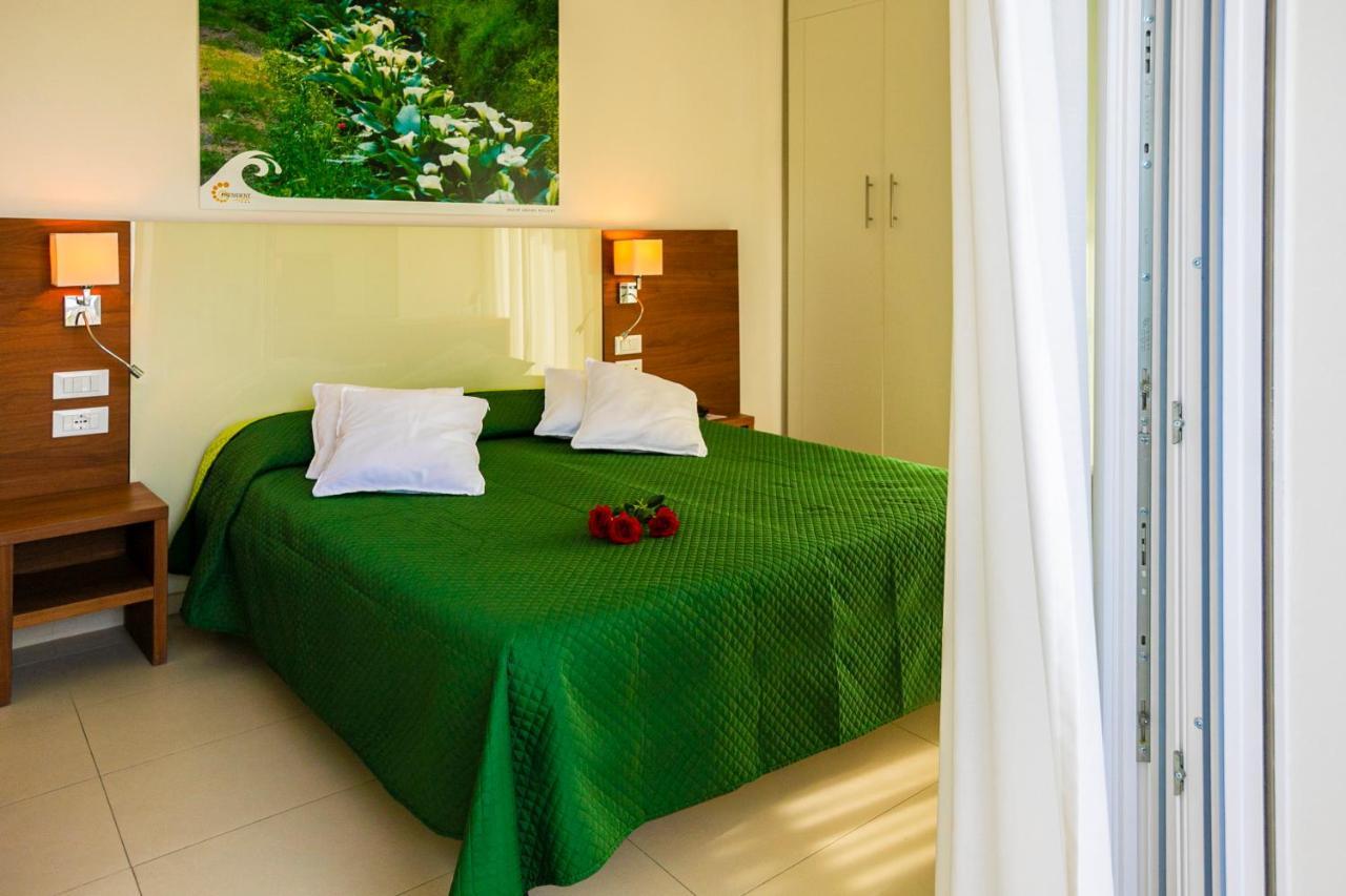 Hotel President Бибионе Экстерьер фото