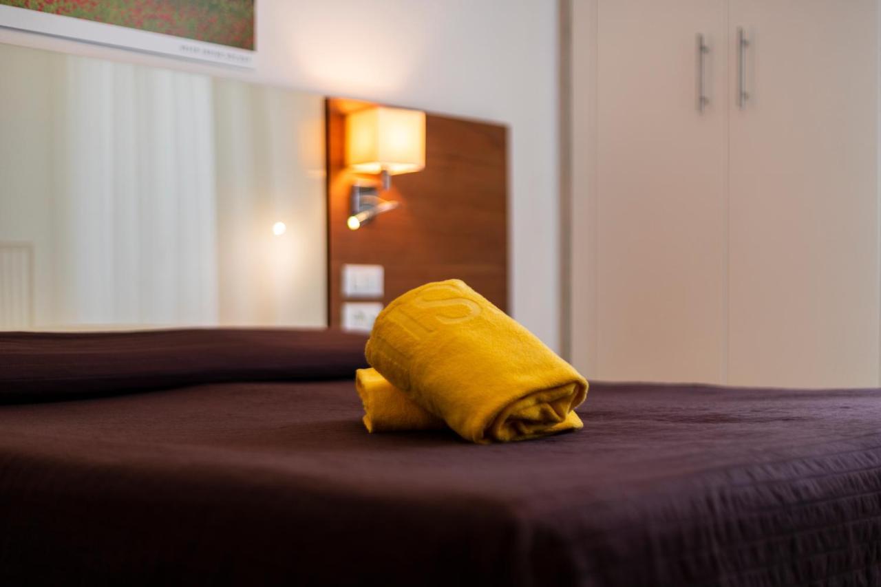 Hotel President Бибионе Экстерьер фото