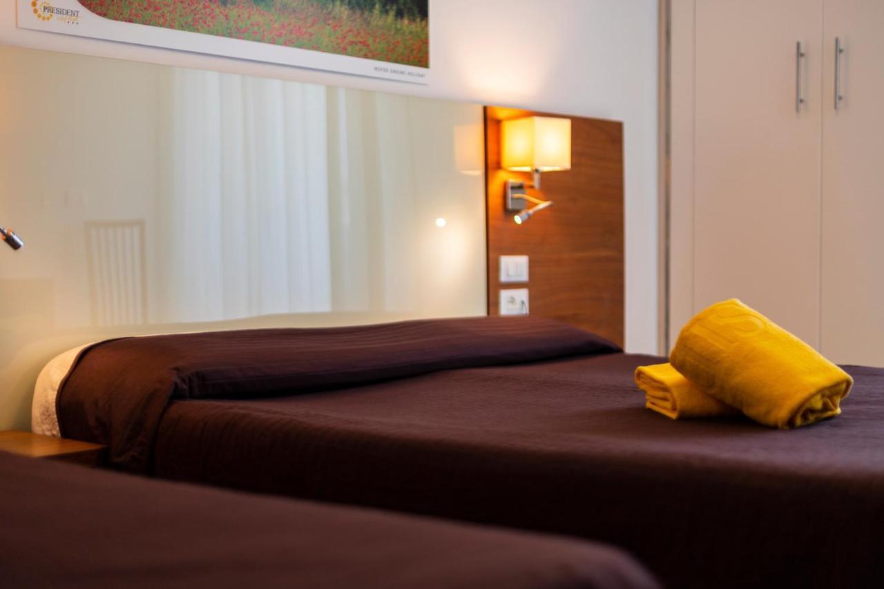 Hotel President Бибионе Экстерьер фото