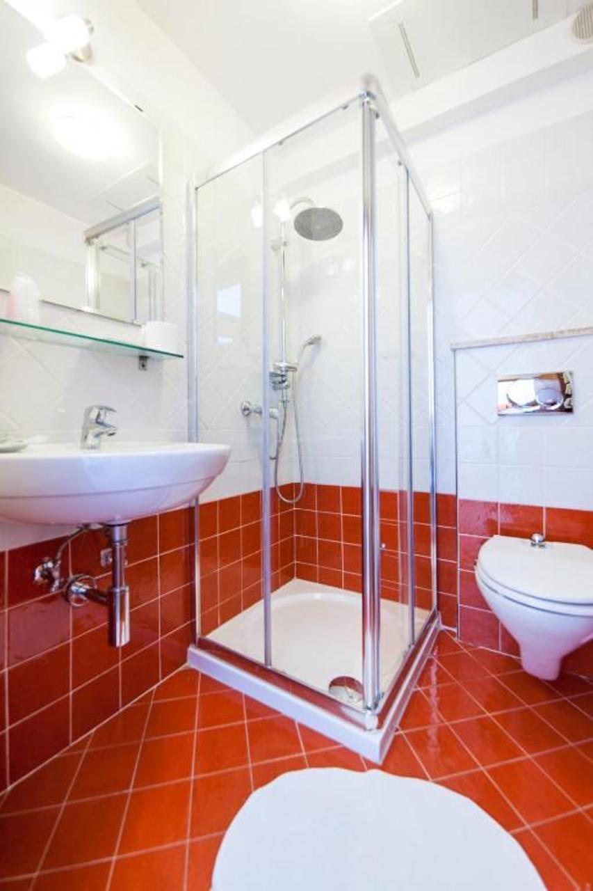 Hotel President Бибионе Экстерьер фото