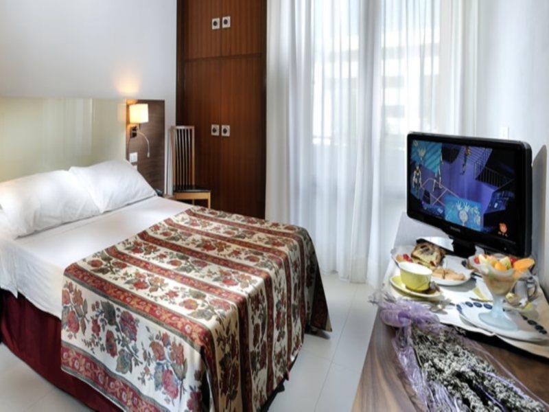 Hotel President Бибионе Экстерьер фото