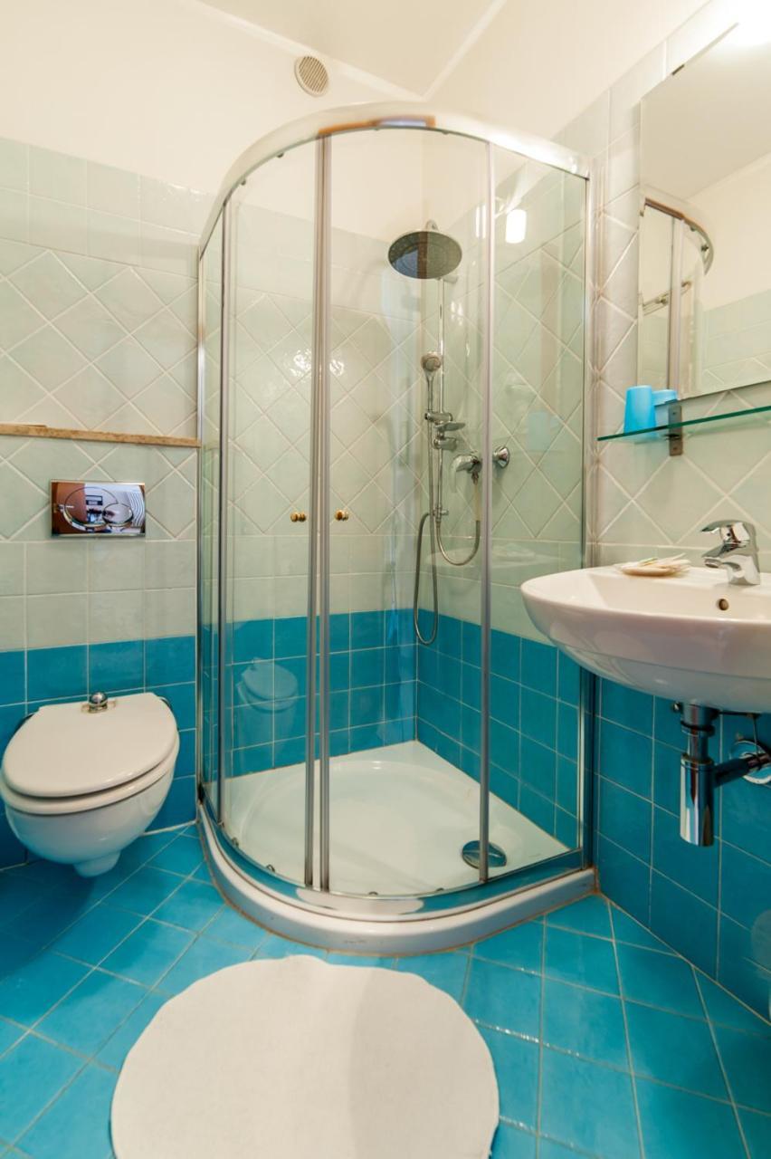 Hotel President Бибионе Экстерьер фото